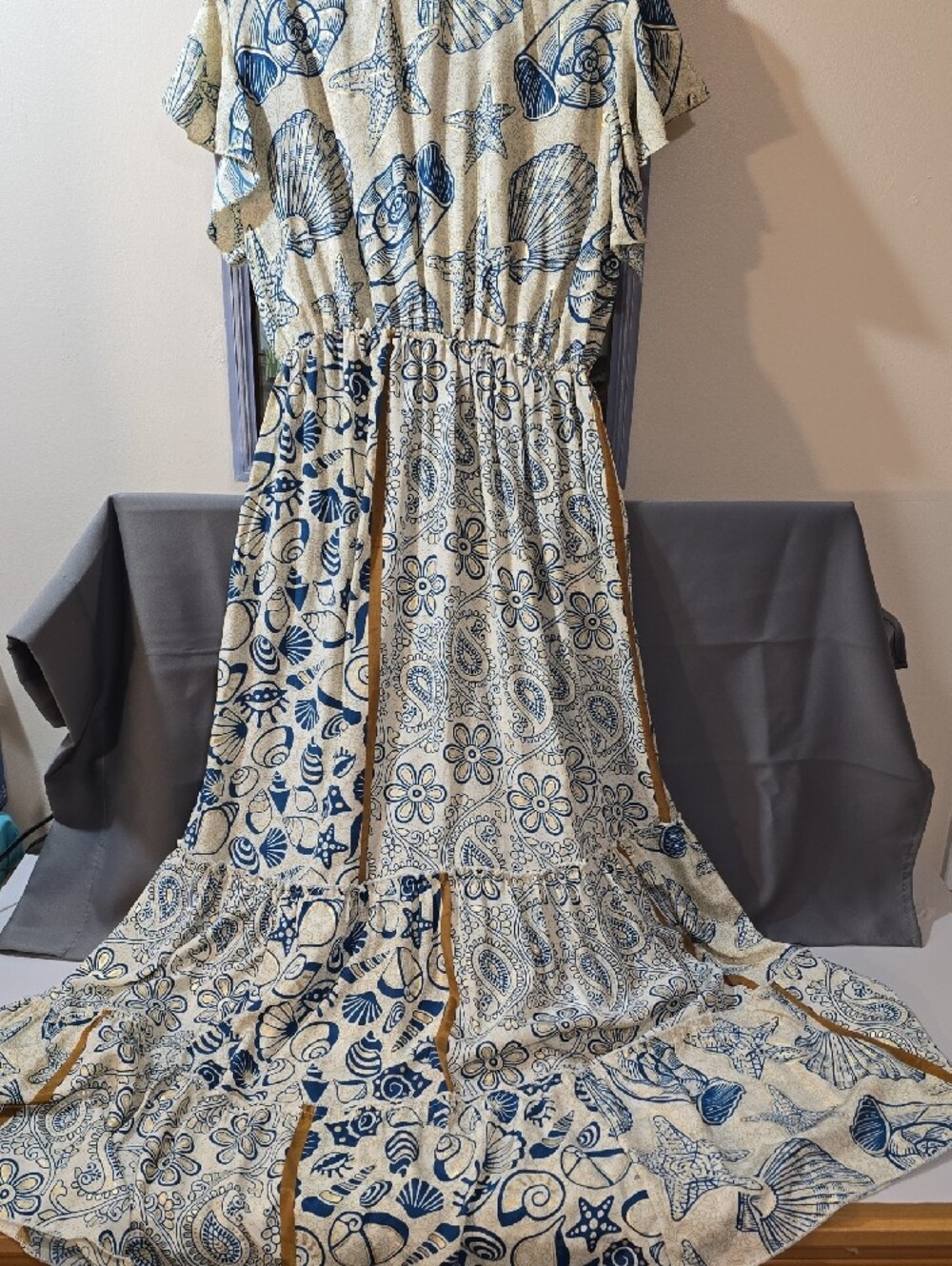 Boho V-Neck Maxi Dress in Blue and Cream with Tassel Tie - Picture 4 of 5